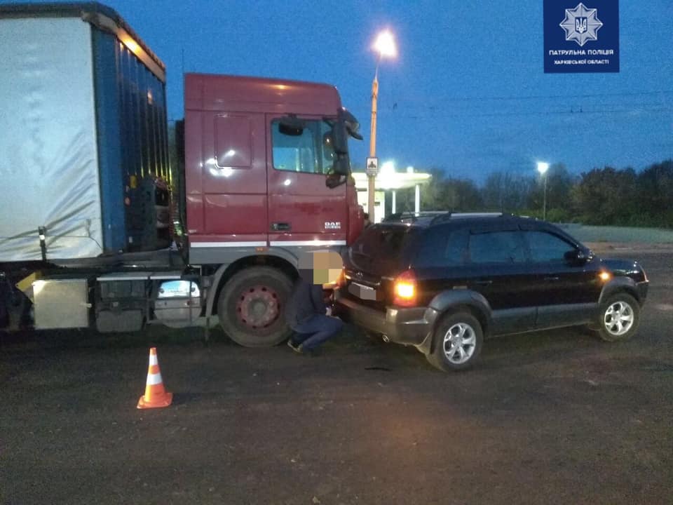 На проспекте Ландау столкнулись Hyundai и Daf (фото)