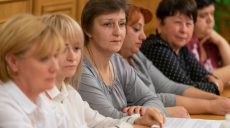 Зеленский встретился с родными военных, погибших на Донбассе