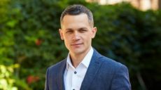 SMS для премьера. Кабмин не одобрил кандидатуру Кучера на должность главы ХОГА