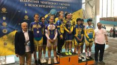 Харьковские велосипедисты победили на треке
