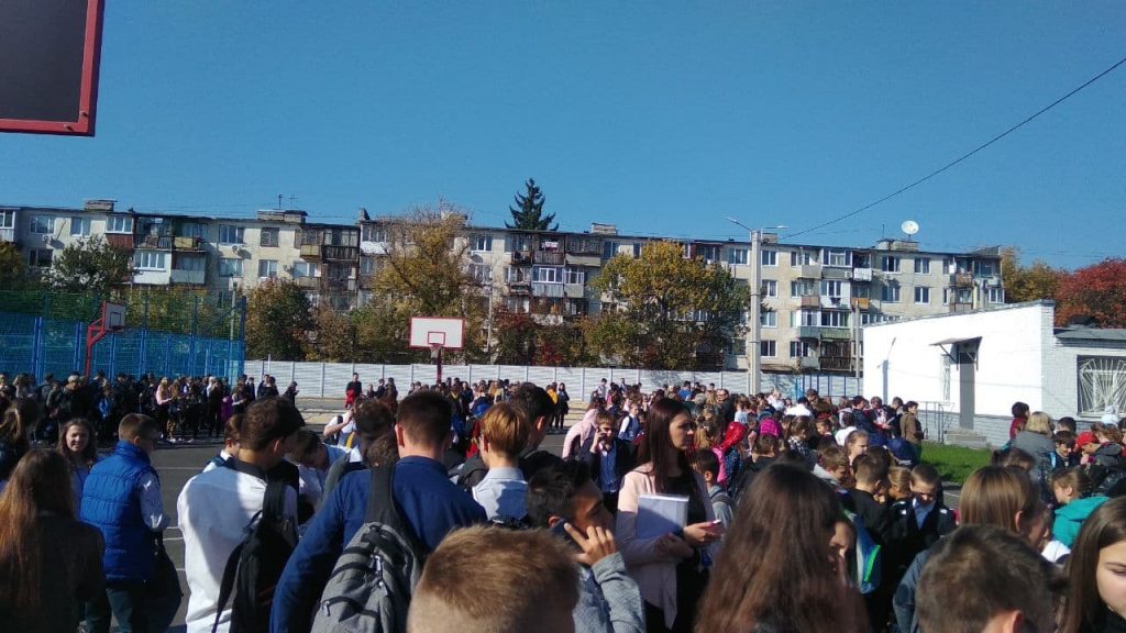 3 тысячи школьников были эвакуированы в Харькове (фото)