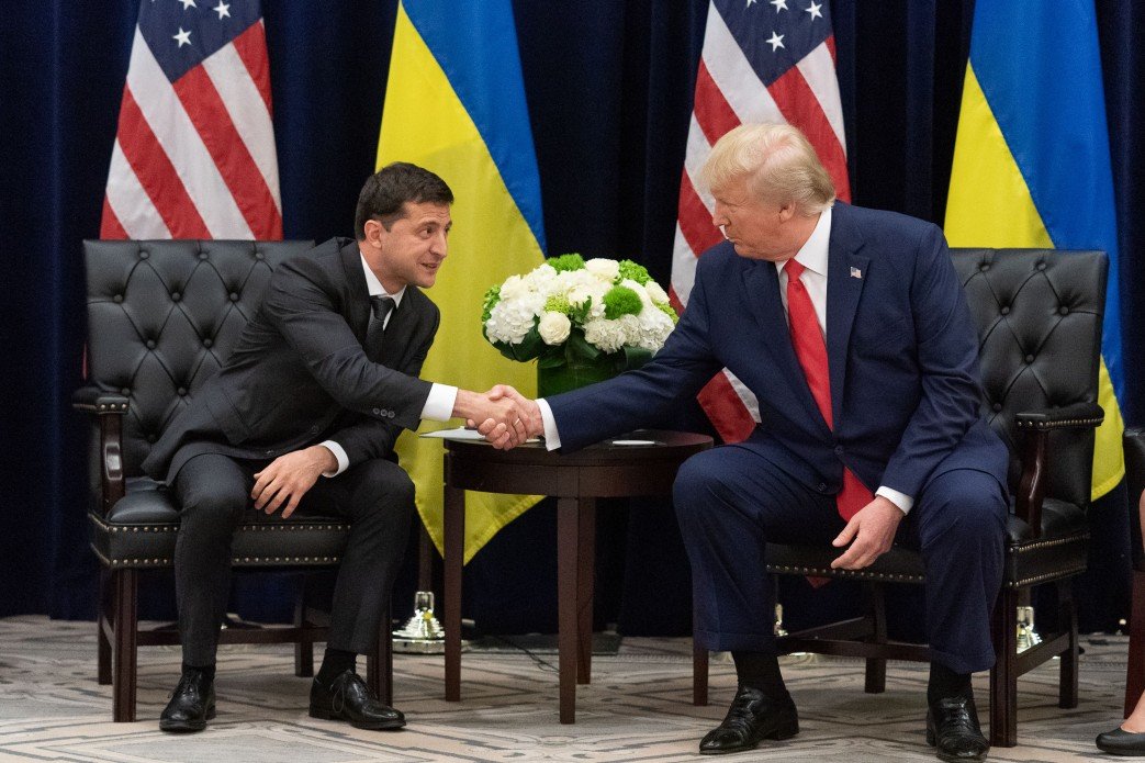 Трамп заблокировал Украине военную помощь из-за коррупции