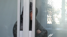Відбулося перше засіданні у справі чоловіка, який закинув гранату до автівки (відео)