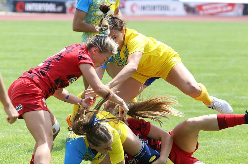 На стадіоні «Динамо» відбувся третій тур жіночого чемпіонату України з регбі (відео)