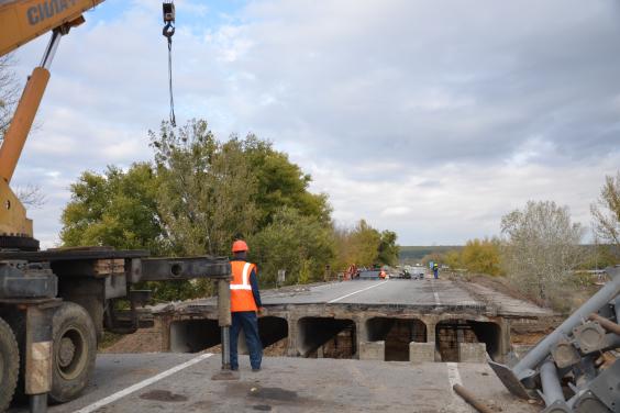 Обрушенный мост планируют отремонтировать до конца года