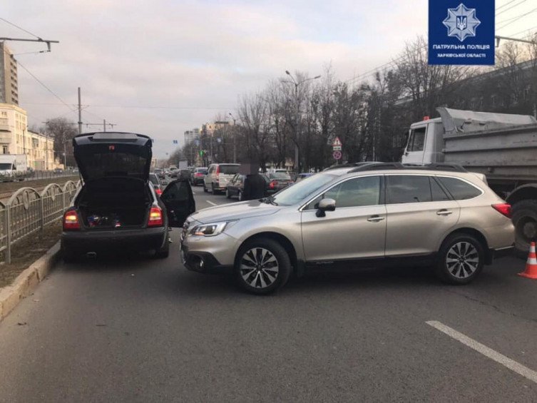 Произошла авария на Московском проспекте (фото)