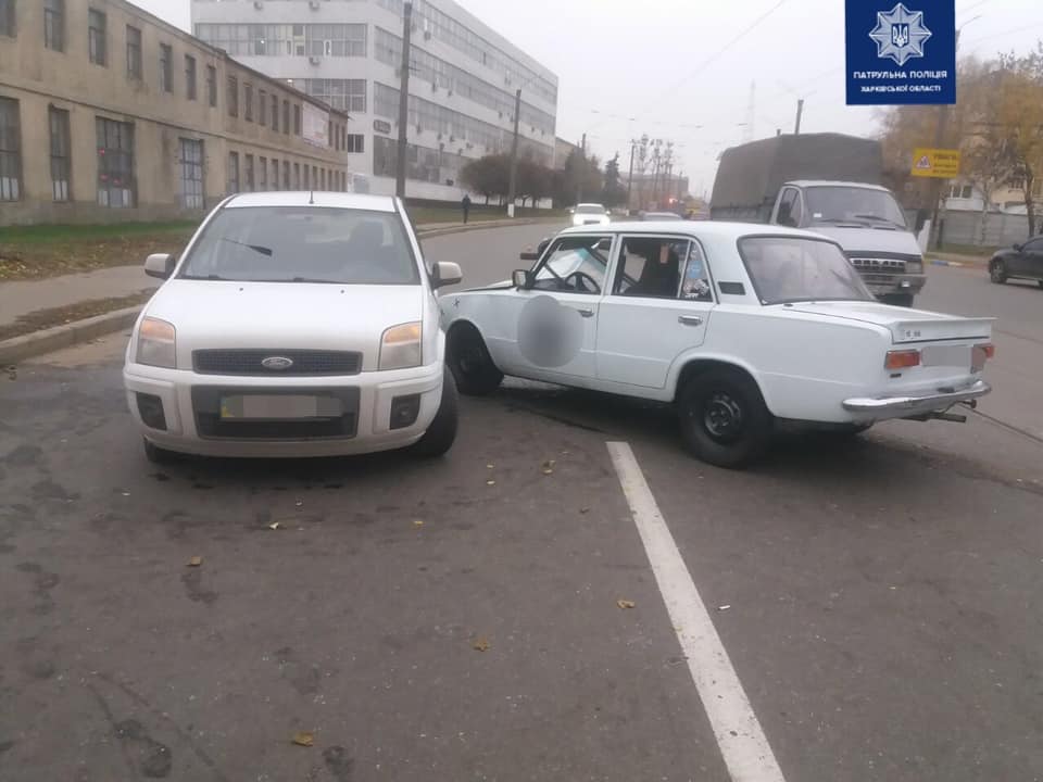 На Конева столкнулись Ford и ВАЗ (фото)