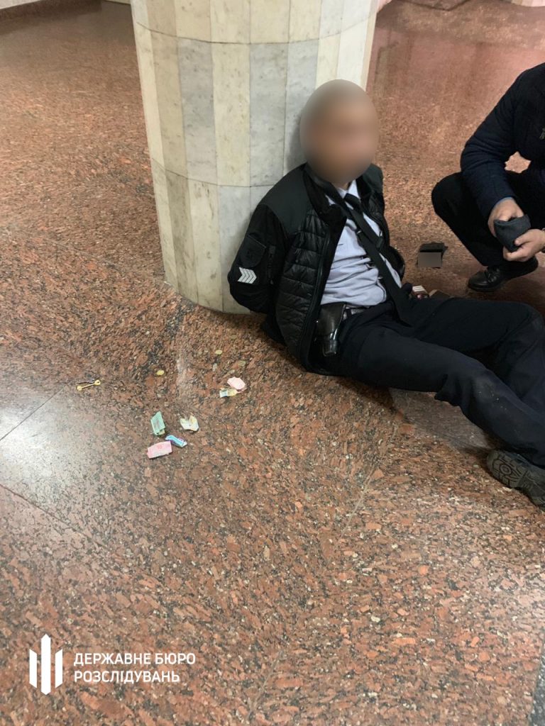 Дело полицейского, стрелявшего в метро Харькова, передано в ГБР (фото)