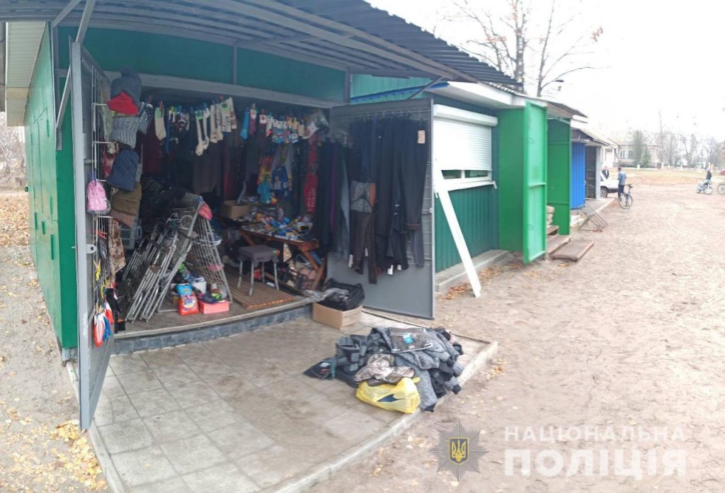 Житель Славянска за ночь ограбил три магазина на Харьковщине