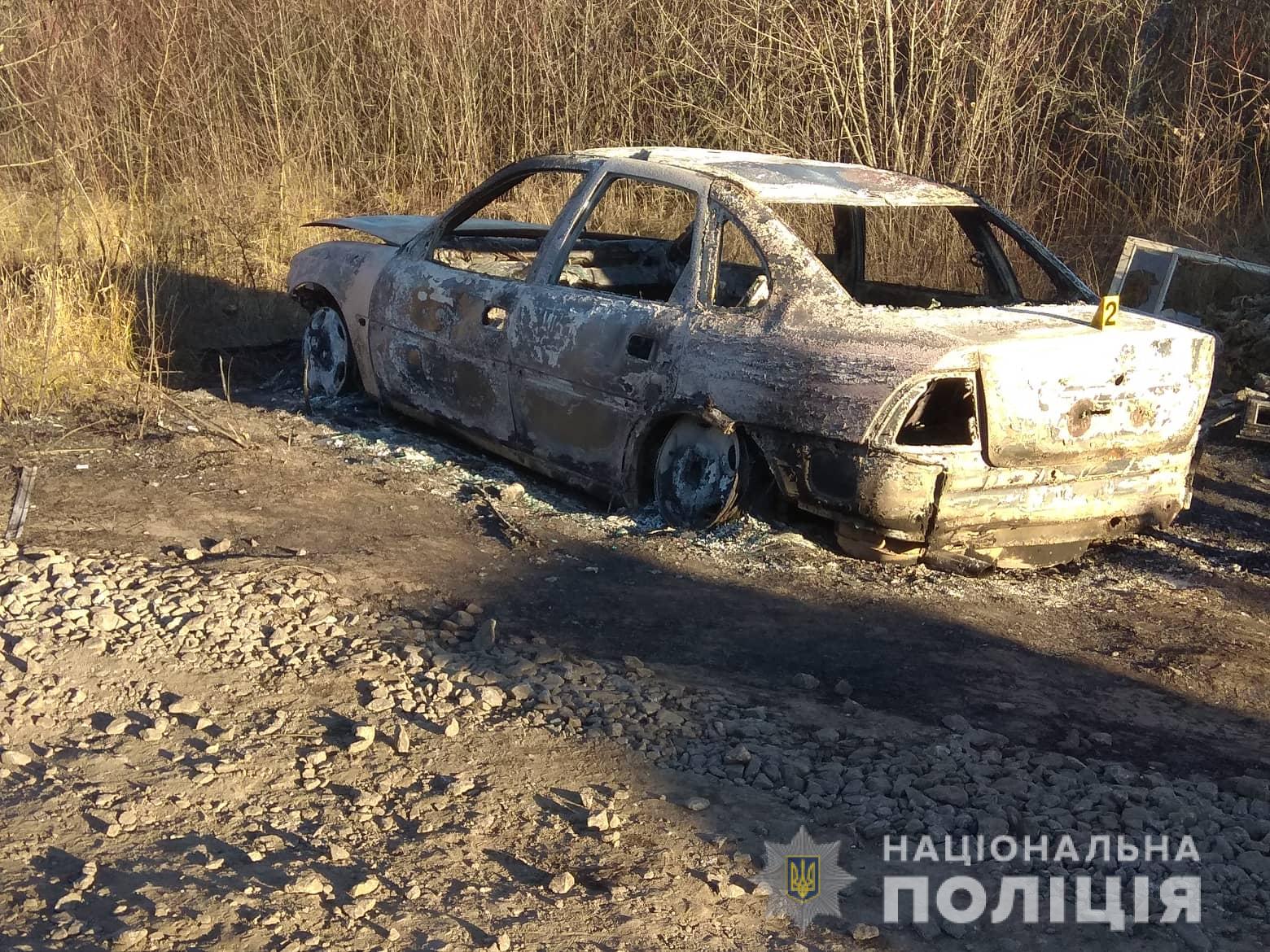 Полицейские нашли сгоревший автомобиль подрывников с ул. Чайковского (фото)