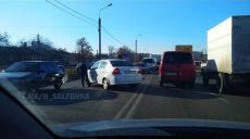 На ул. Академика Павлова KIA столкнулся с Chevrolet (фото)