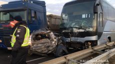 В ДТП в Умани попали 5 грузовиков, 5 легковушек и 1 автобус на Варшаву (фото)