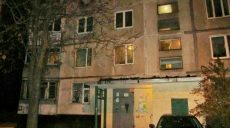 В Харькове на балкон квартиры закинули «коктейль Молотова» (фото)