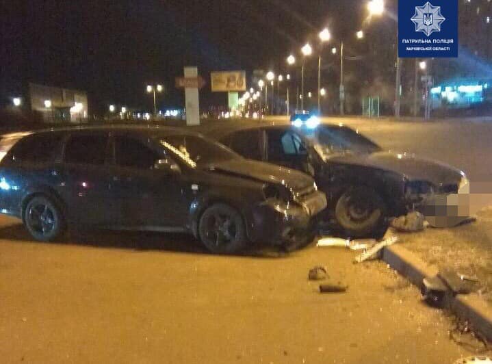 На Салтовском шоссе столкнулись Chevrolet и Opel (фото)