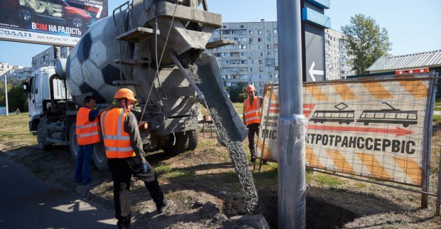 Новая троллейбусная линия активно строится в Харькове
