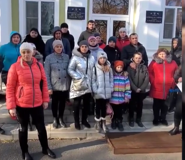Мешканці Барвінково поскаржилися президенту України на відсутність тепла (відео)