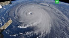 Из-за урагана во Франции пострадало более 100 000 человек