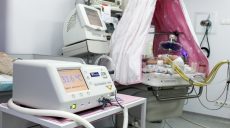 В Харькове появился первый в области аппарат для спасения новорожденных, переживших удушье (фото)
