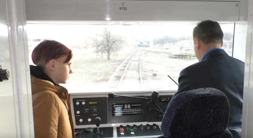 11-річний харків’янин проїхався в кабінці машиніста метро (відео)