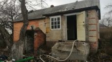 В Дергачах при пожаре погиб хозяин горящего дома (фото)