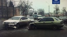 На Нетеченской набережной столкнулись пять автомобилей (фото)