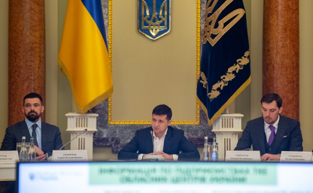 Зеленский намерен уволить двух губернаторов, которые были им назначены