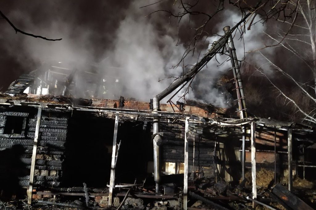В Киевском районе сгорела баня (фото)