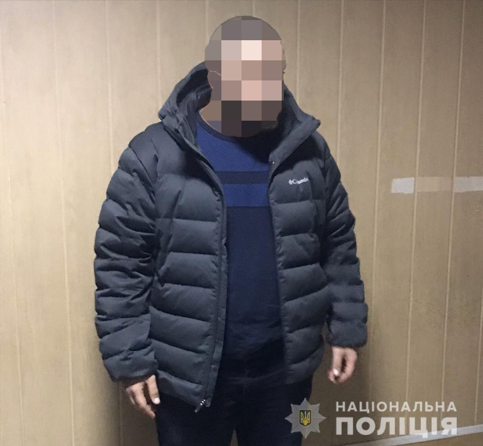 Харьковские полицейские задержала иностранца за покушение на убийство (фото)