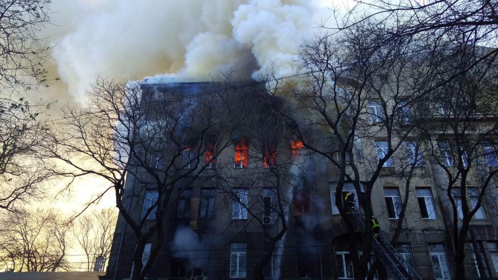 После пожара в одесском колледже на Харьковщине проверяют заведения с массовым пребыванием людей