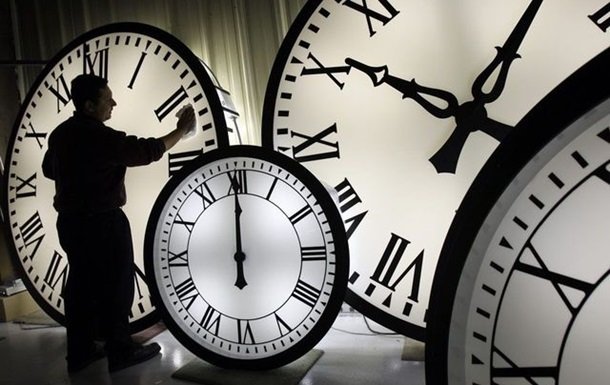 5 знаменитых харьковских часов, которые не дают жителям города опаздывать (фото)