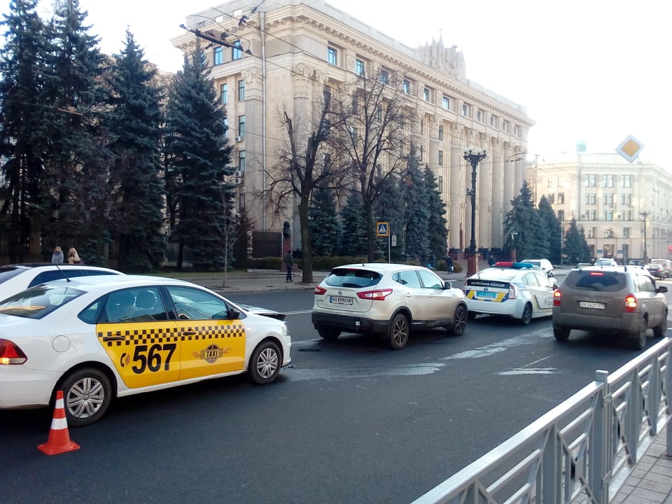 На Сумской столкнулись две иномарки (фото)