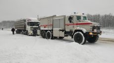 Спасатели на Харьковщине помогли водителям грузовиков (фото)