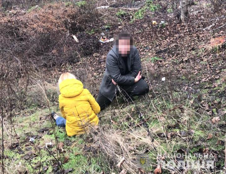 Женщина-заложница, спасенная полицейским, написала открытое письмо Зеленскому