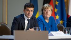 Меркель поддержала предложение Зеленского пересмотреть Минские договоренности