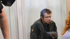 Был пьян: мужчину, ударившего ножем копа, отправили в СИЗО (фото)