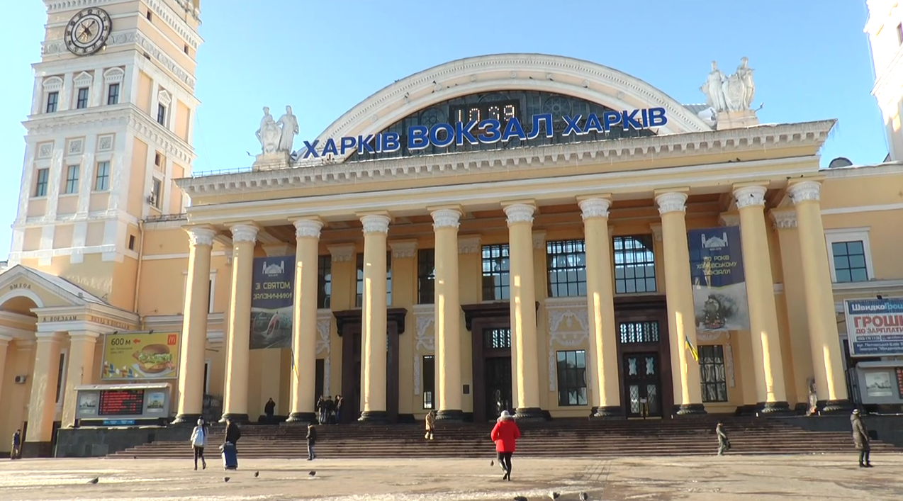 «Мені без білету»: що загрожує недобросовісним кондукторам Південної залізниці, які привласнюють кошти (відео)
