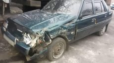 Преследуя пьяного водителя полицейский получил травму