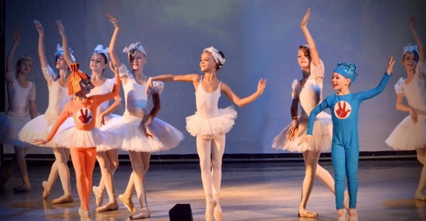 Дети поставили в Харькове балет-фэнтези «Новая сказка Оле Лукойе»
