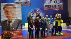 Харьковские борцы завоевали 6 медалей на международном турнире (фото)