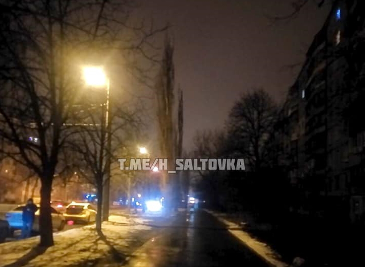 В Харькове женщина выпала из окна многоэтажки