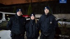 Патрульные спасли в Харькове девушку с инвалидностью