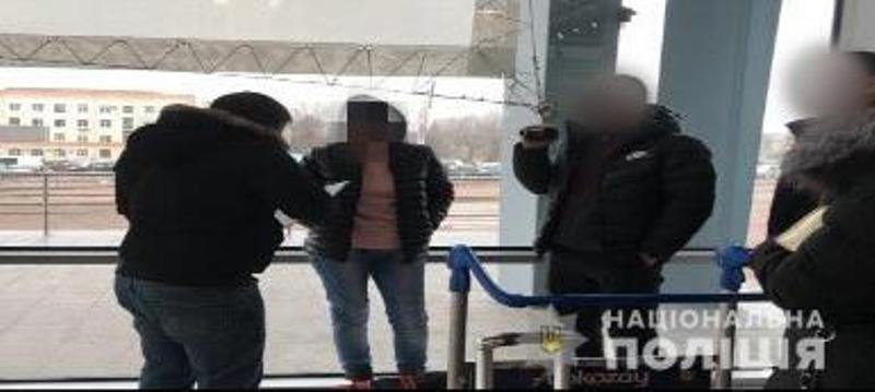 В аэропорту Харькова задержана женщина с пониженной социальной ответственностью
