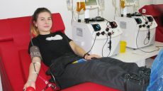 Подарить больным шанс на выздоровление и спасти жизни: курсанты сдают плазму