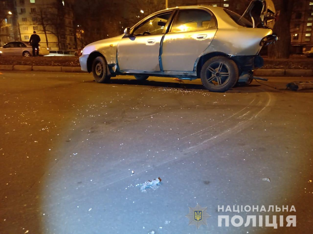 Подробности «пьяного» ДТП на Салтовском шоссе: задержанный водитель подрался с патрульными (фото)