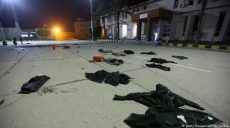 В результате авиаудара по военному колледжу в Ливии погибли 28 студентов (фото)