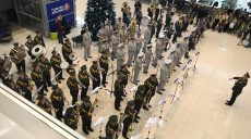 В Харьковском аэропорту почтили память «киборгов» (видео, фото)