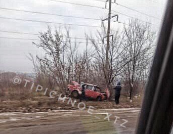 Машина вылетела с дороги на окружной (фото)