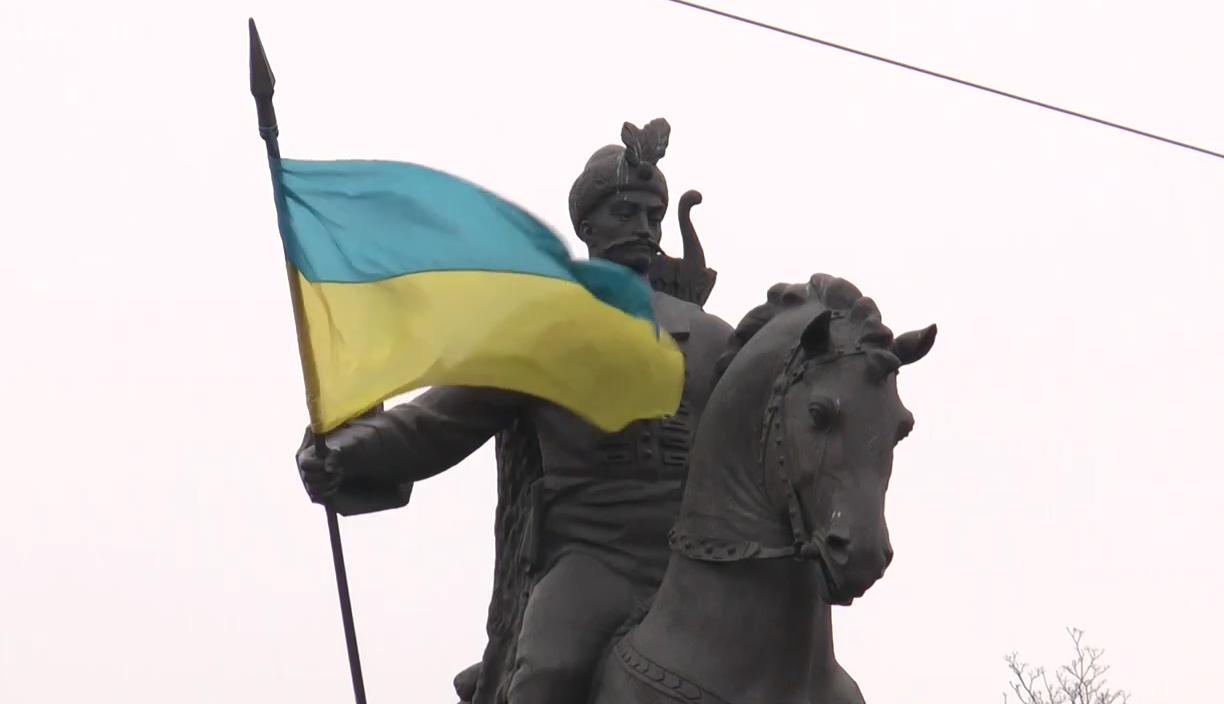 «Українською, будь ласка»: історії харків’ян, що перейшли на солов’їну (відео)