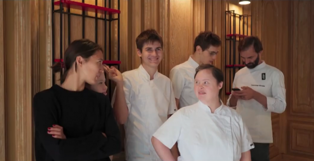 У Харкові відкриється ресторан, де готуватимуть люди з інвалідністю (відео)