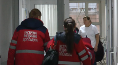 У Харкові п’яний батько 4-річної дівчинки, якій стало погано, напав на лікаря «швидкої» (відео)